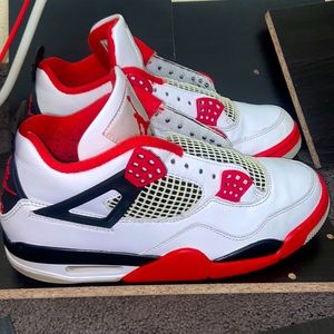 Fire Red Retro 4s